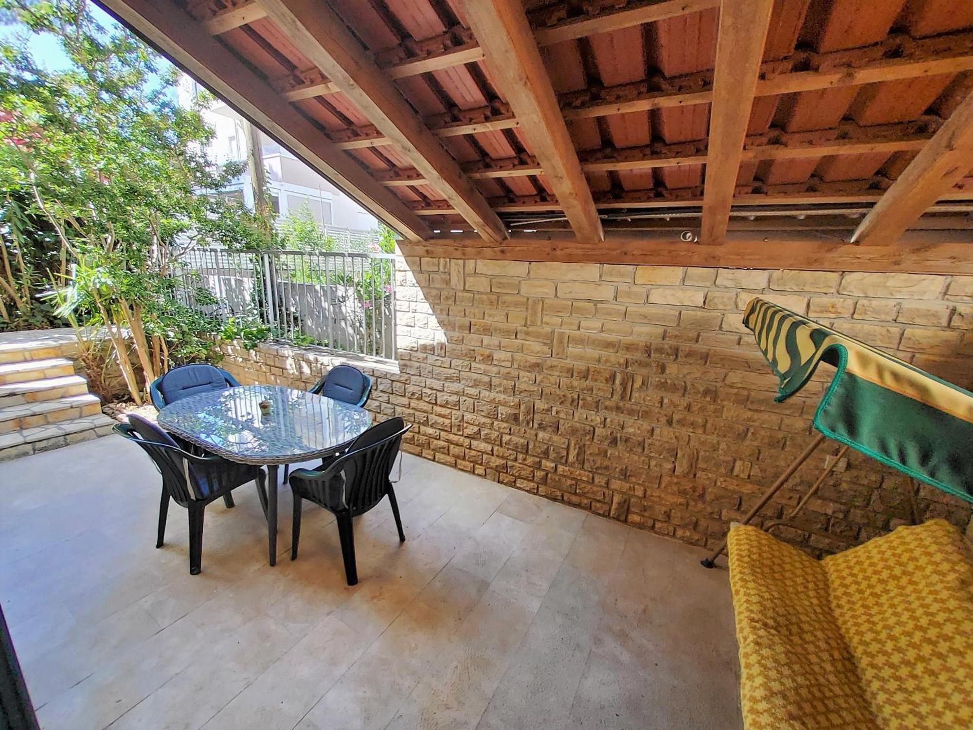 Apartments Petra I Karlo Turanj Rom bilde